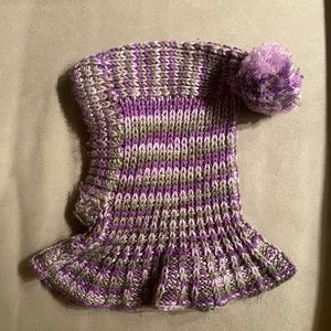 Women’s over head skull hat